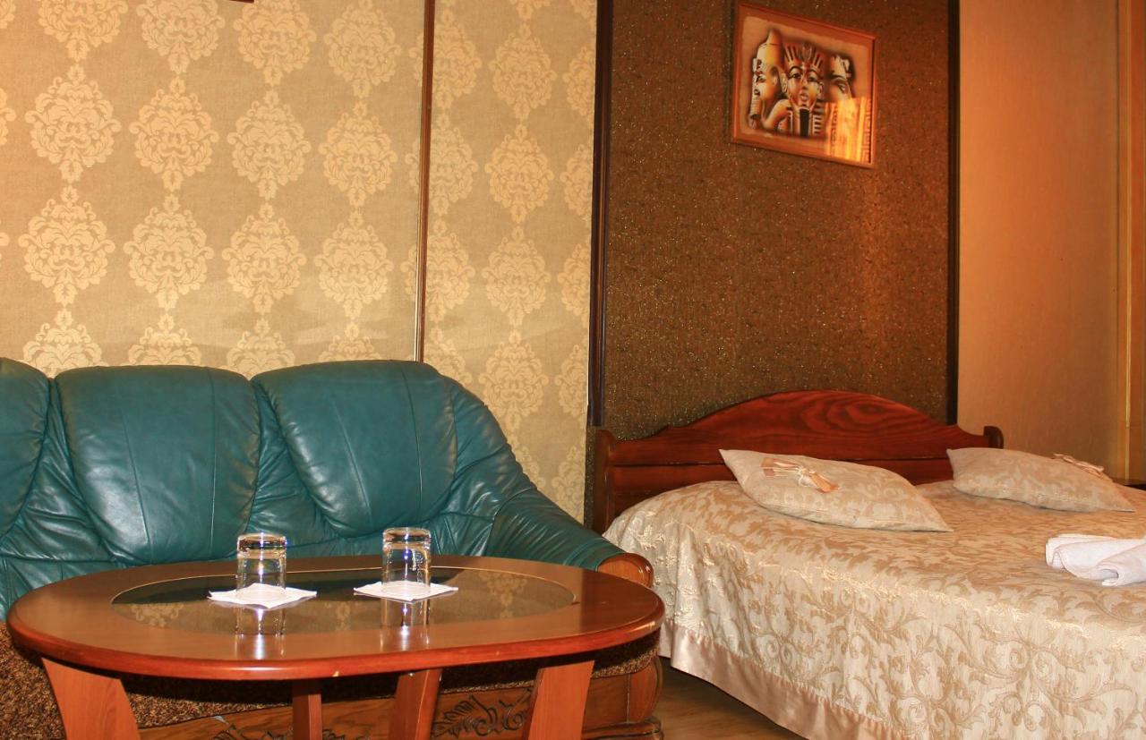 Hotel Argo à Lviv Extérieur photo