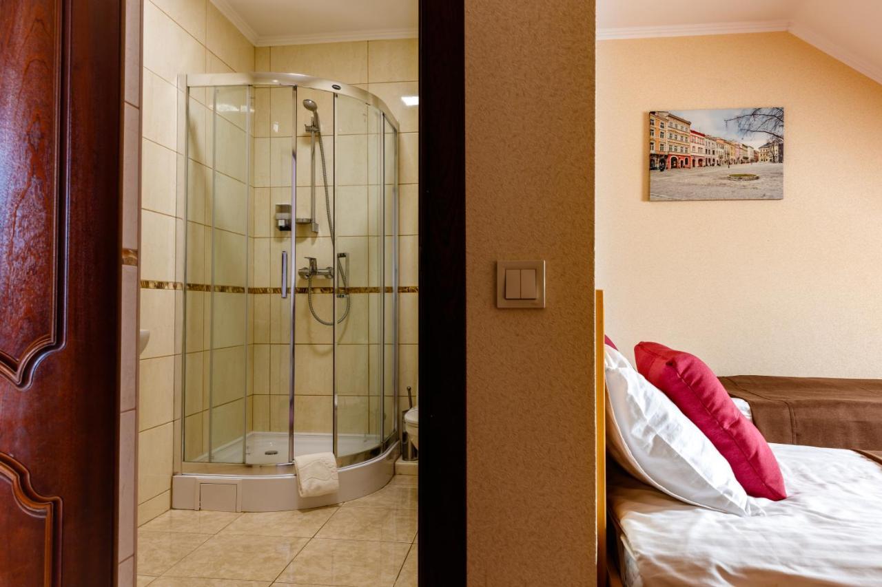 Hotel Argo à Lviv Extérieur photo