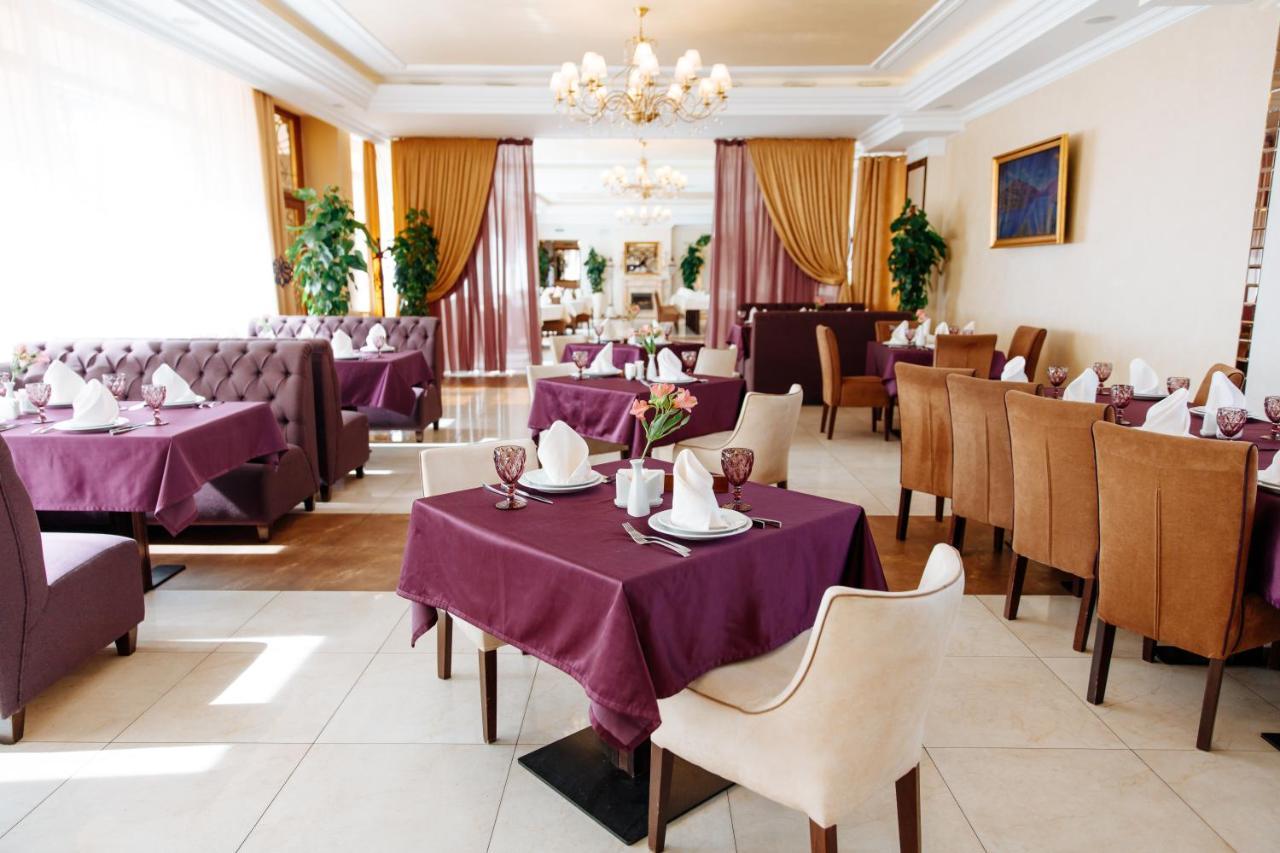 Hotel Argo à Lviv Extérieur photo