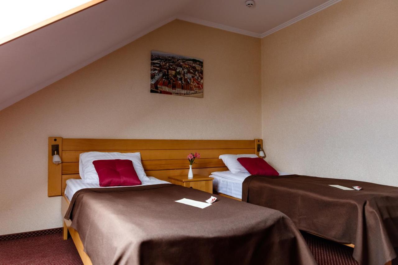 Hotel Argo à Lviv Extérieur photo
